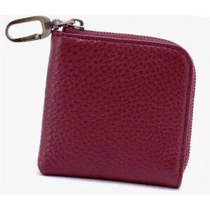 NWOT - HOBO Cass Small Zip Around Leather Pouch Keychain Clip Wallet